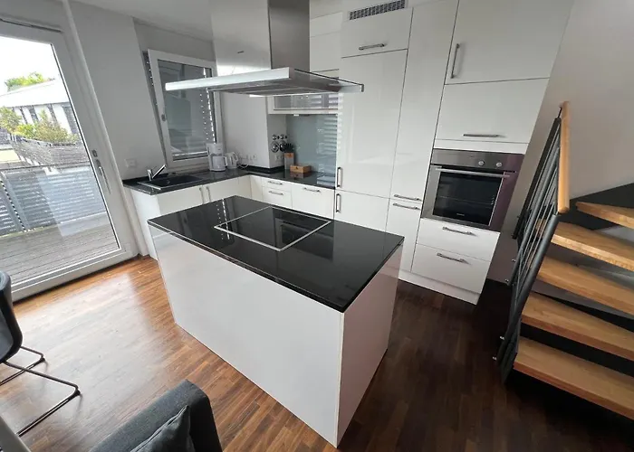 Penthouse-wohnung - Balkon - Dachterrasse - Zentrum Apartment