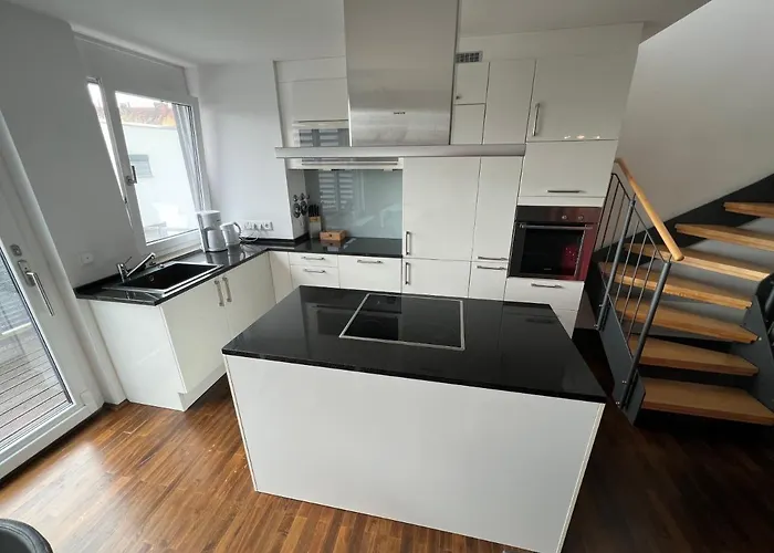 Apartment Penthouse-wohnung - Balkon - Dachterrasse - Zentrum