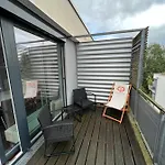 Penthouse-wohnung - Balkon - Dachterrasse - Zentrum 아파트 *