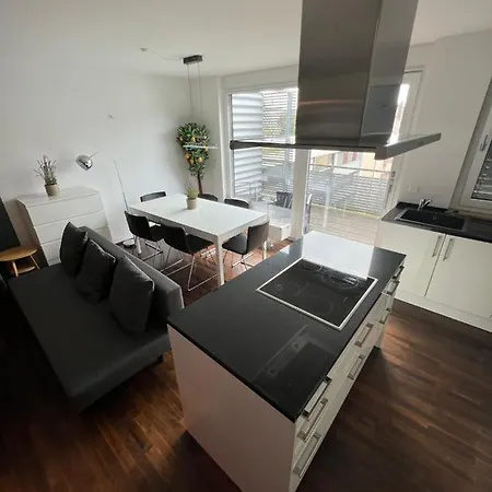 Penthouse-wohnung - Balkon - Dachterrasse - Zentrum Διαμέρισμα